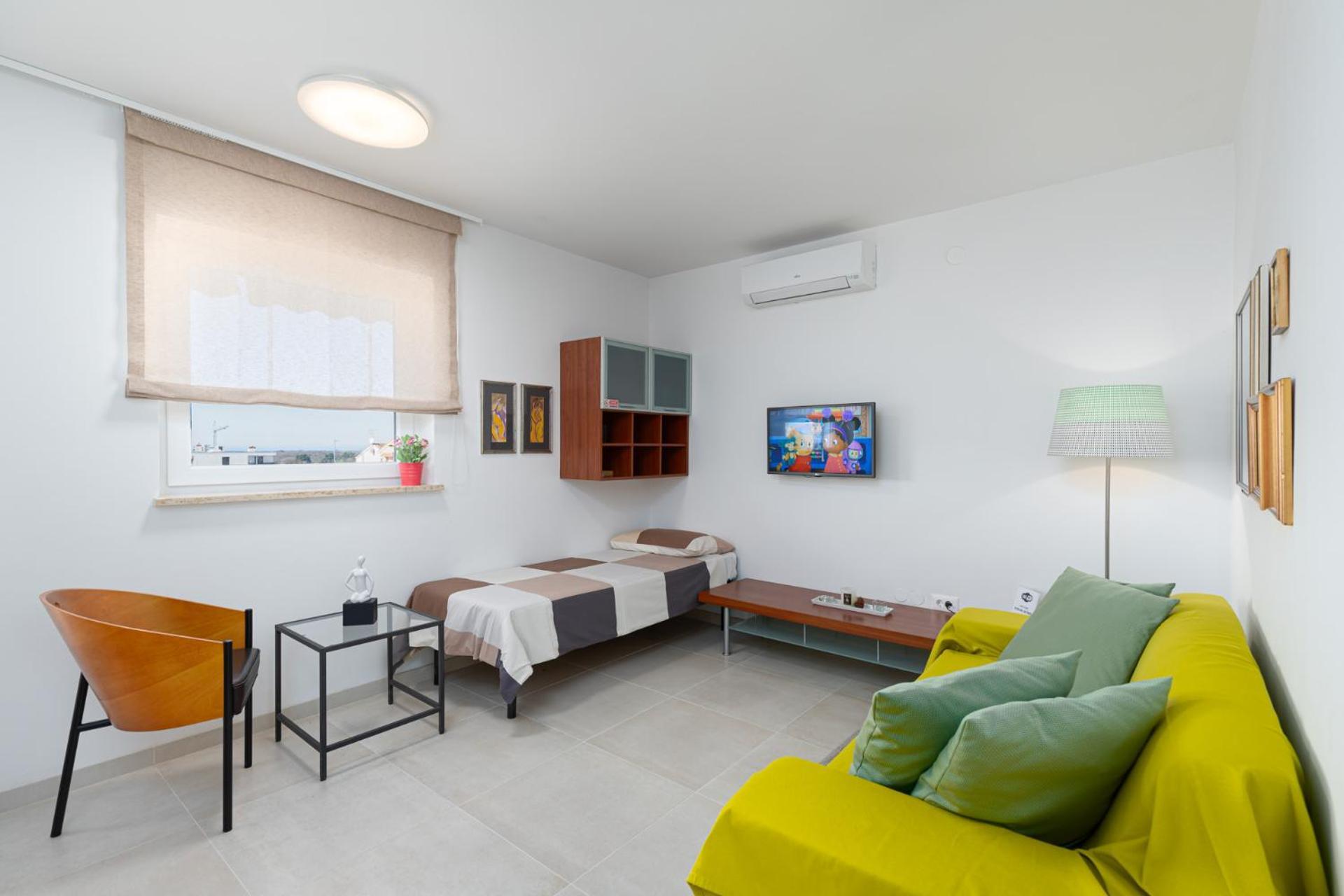 Maya With Sea View Apartment *